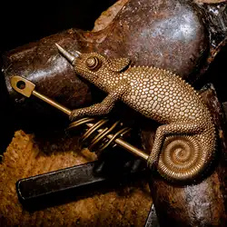 Creative Pure Brass Jackson's Chameleon Personalized Keychain Punker biker key chain