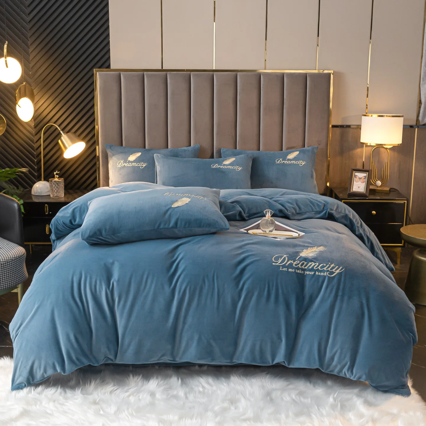 Solid Color Minimalist Luxury Crystal Fleece 4PC Bedding Set Elegant Embroidery Feather Soft Skin-Friendly Duvet Cover Sheet