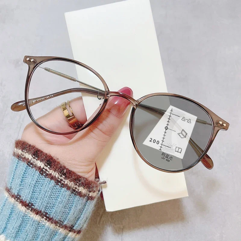 Lunettes de vue de près et de loin ultralégères pour hommes et femmes, cadre rond vintage, lunettes de lecture multifocales photochromiques,