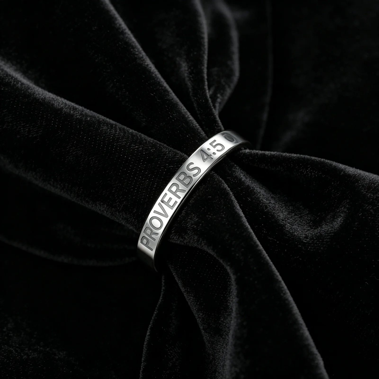 CoolTime Bibelkapitel Personalisierter Ring für Frauen und Männer aus Edelstahl, Gebets- und Schutzschmuck, Familien-Geschenk – Detail 4
