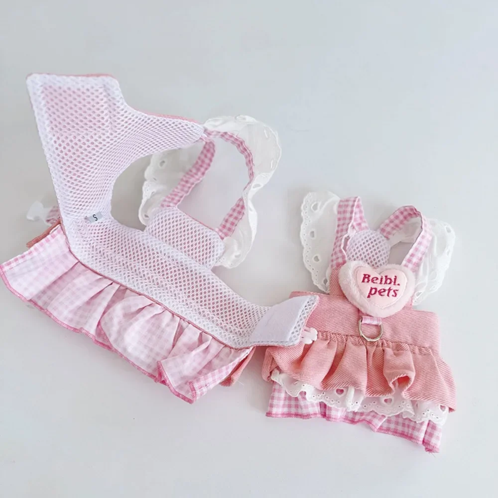 Pet Peach Heart Denim Skirt Dog Cat Pull Chest Back Clothes in Spring and Summer Breathable Dog Walking Harness Cat Collar