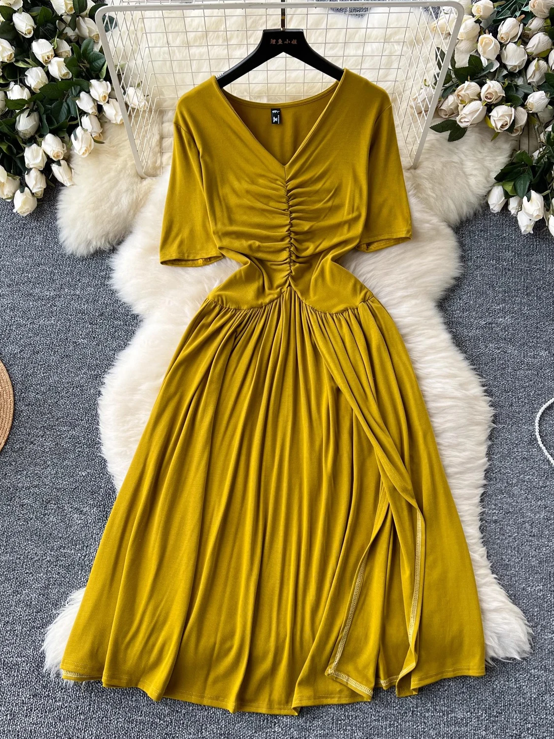 

Summer Women Green/Burgundy/Yellow Pleated Dress Vintage V-Neck Short Sleeve Draped Knee-Length Vestidos Elegant Robe 2024 New