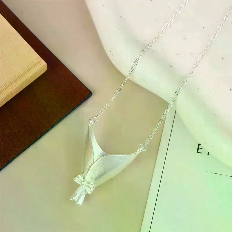 Trendy Bouquet Wrapping Pendant Necklace Small Flowers Can Be Inserted Female Choker Fashion Clavicle Chain Women Jewelry Gift