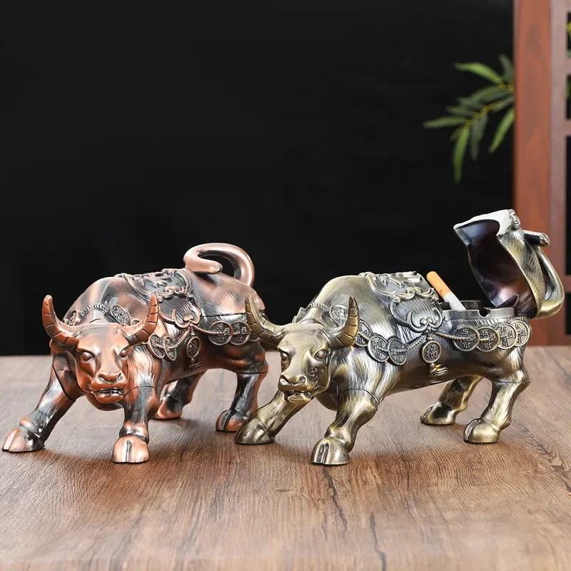 Retro Metal Ashtray with Lid Luxury Creative Bull Shape Ornament Personalized Home Decor Craft