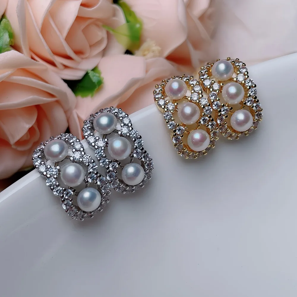 Hengsheng 4-5mm Bread Round Freshwater Pearl Stud Earrings for Women Letter C Shine Zircon Earrings Jewelry Gift
