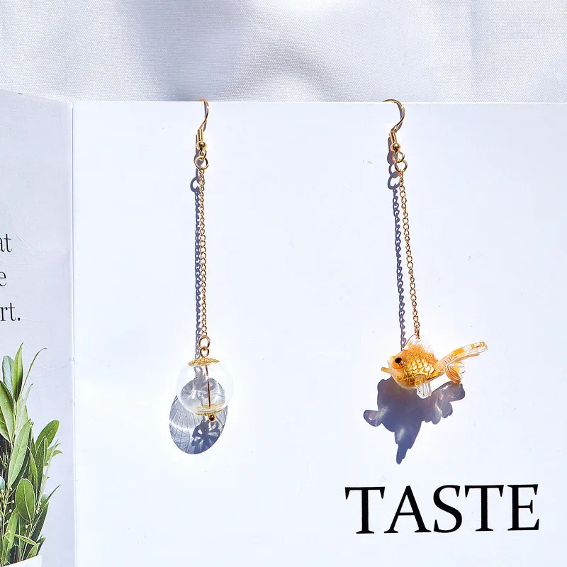 Ocean Elements Multi Colored Multi Colored Stereoscopic Drip Glue Irregular Transparent Resin Glass Ball Goldfish Earrings