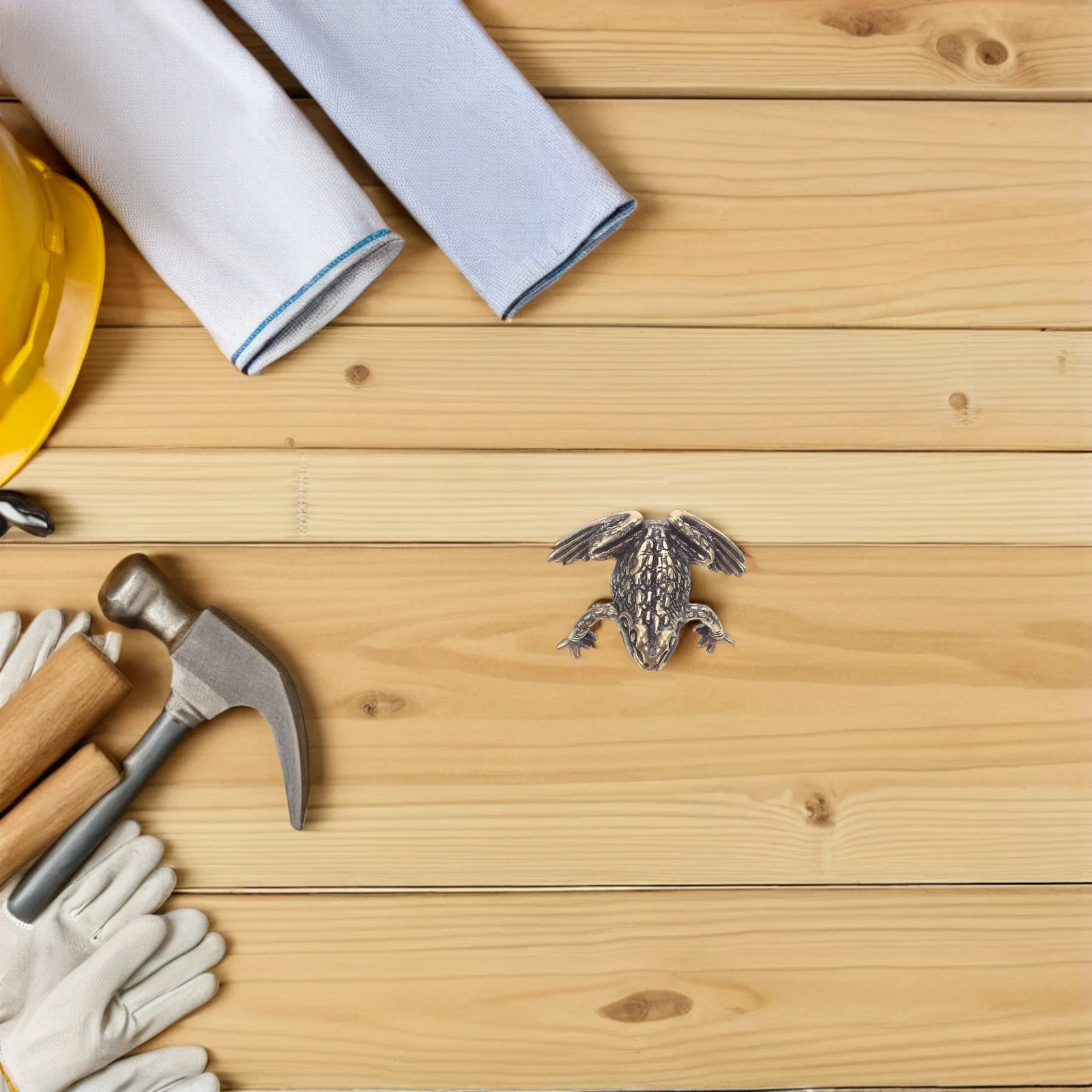 

Vintage Brass Toad Door Pulls Cabinet Handles Durable Scratch-Resistant Drawer Knobs Animal Shape Hardware Brass Door Pulls