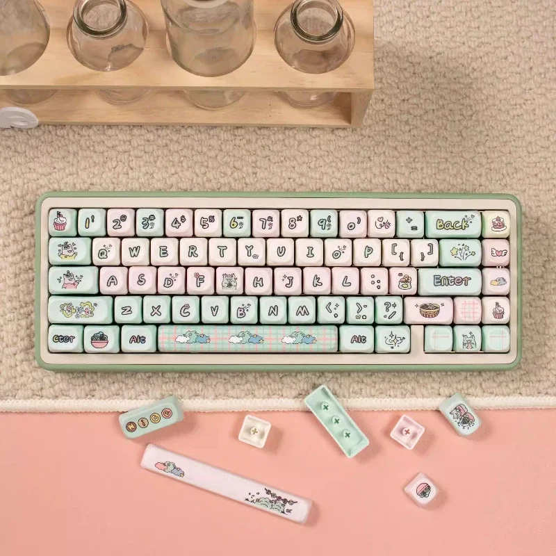 

Strawberry Milk Green Pig Keycaps Set PBT Sublimation MOA Profile Keycaps for Mechanical Keyboard Custom Cute Keyboard Caps