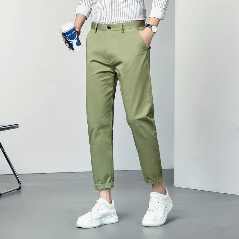 Pantaloni comodi da uomo in cotone dritto estivo 2025 Pantaloni corti da uomo Pantaloni da abito casual slim fit testurizzati stile coreano