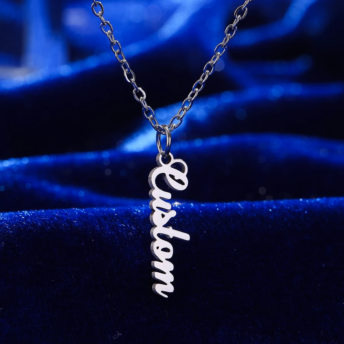 

Stainless Steel Personalized Name Letter Pendant Necklace For Women Custom Necklace Party Gifts