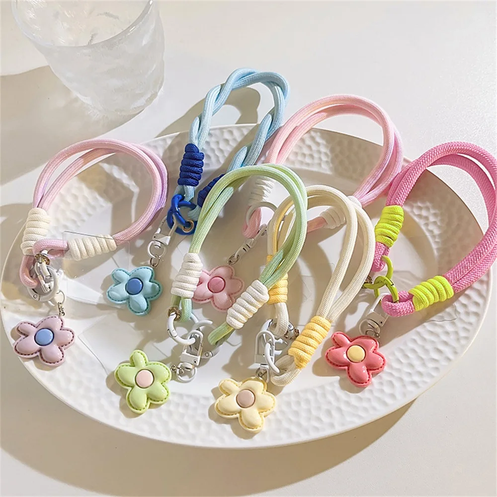 

Korea Y2k Candy Color Ctue Flower Phone Lanyard Simplicity Short Phone Strap Pearl Style Phone Chain Bracelet Phone Accessories