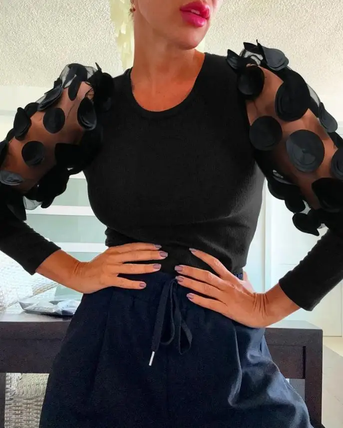 Camisa de punto de manga larga con parche de flores transparentes en 3D, Top informal ajustado con hombros descubiertos para mujer