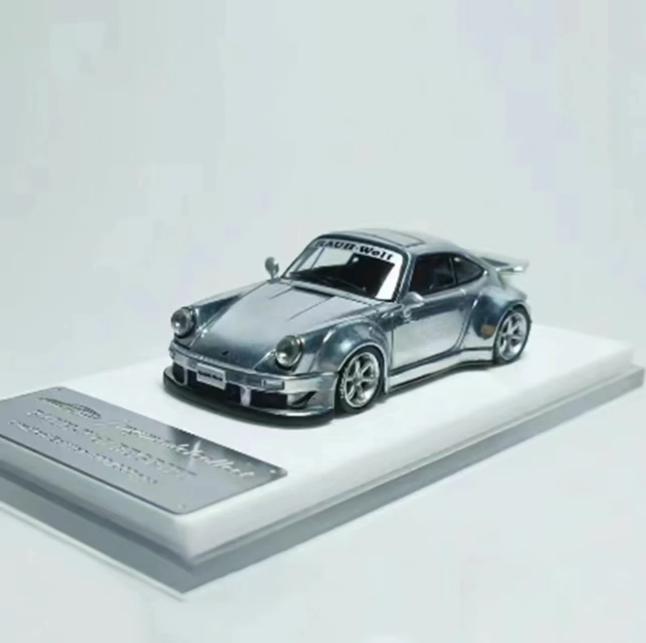 

MC 1:64 Porsche RWB 964 993 Electroplated Whale Wing Wide body ducktail alloy car model Collection