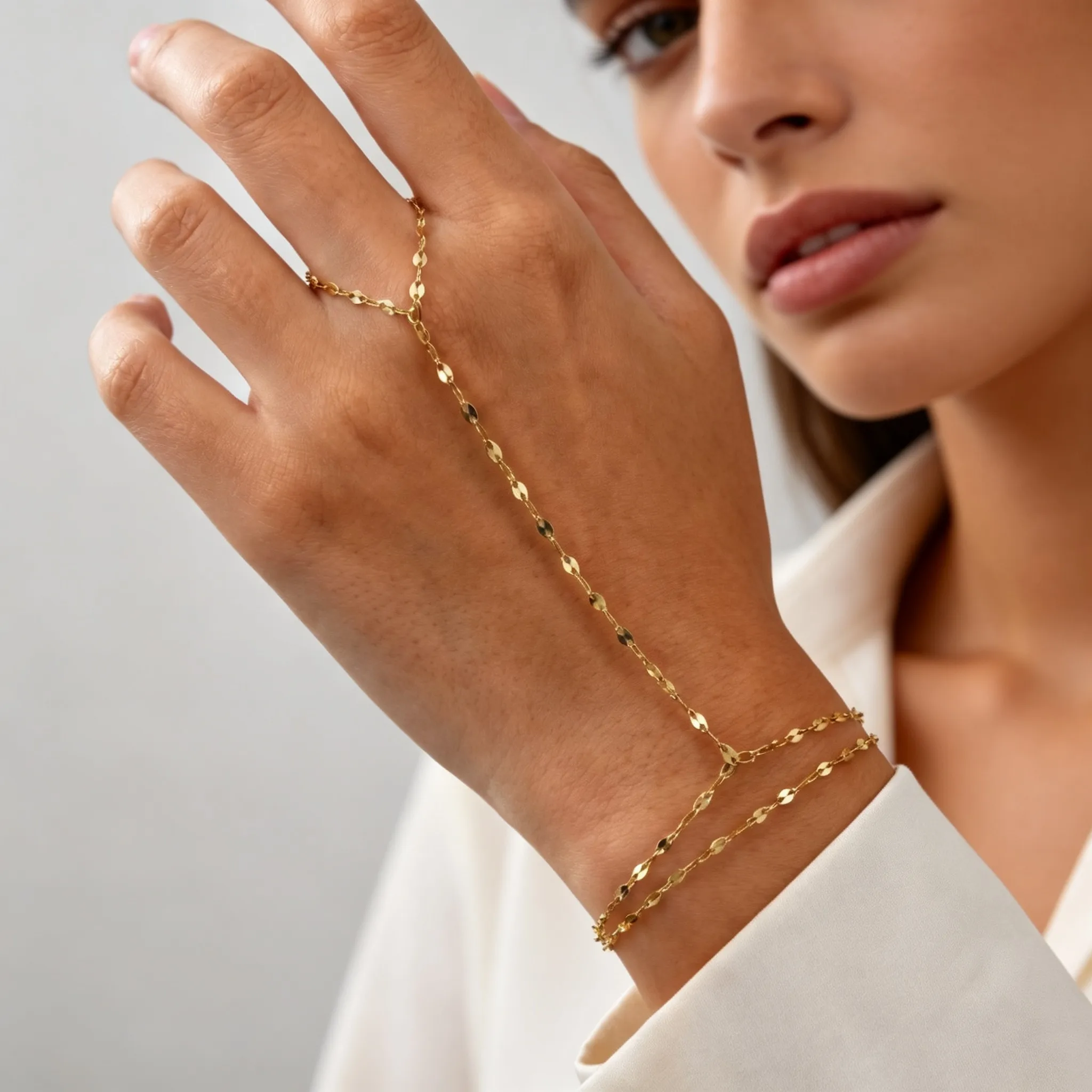Vnox Nuevo y Moderno Anillo de Dedo de Acero Inoxidable Chapado en Oro, Pulsera de Cadena con Labios en Capas para Mujer, Uso Diario y Fiestas