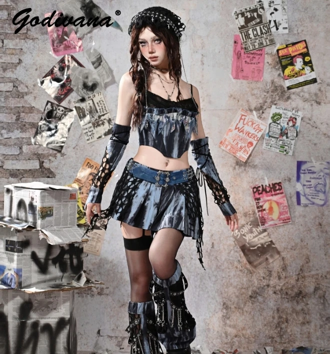 

Original New Spring Girl Women's Punk Rivet Chain Butterfly Tube Top Mesh Shirt Irregular Pleated Skirt Tie-dye Skirt Suits