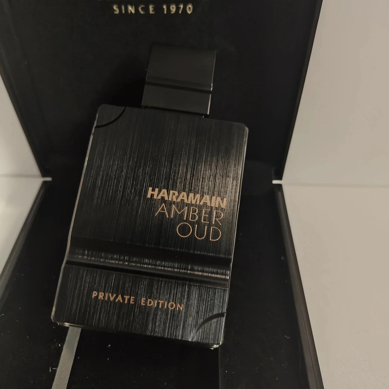 

Al Haramain Amber Oud - Private Collection perfume for men and women - Persistent, musky and cedar notesperfect gift