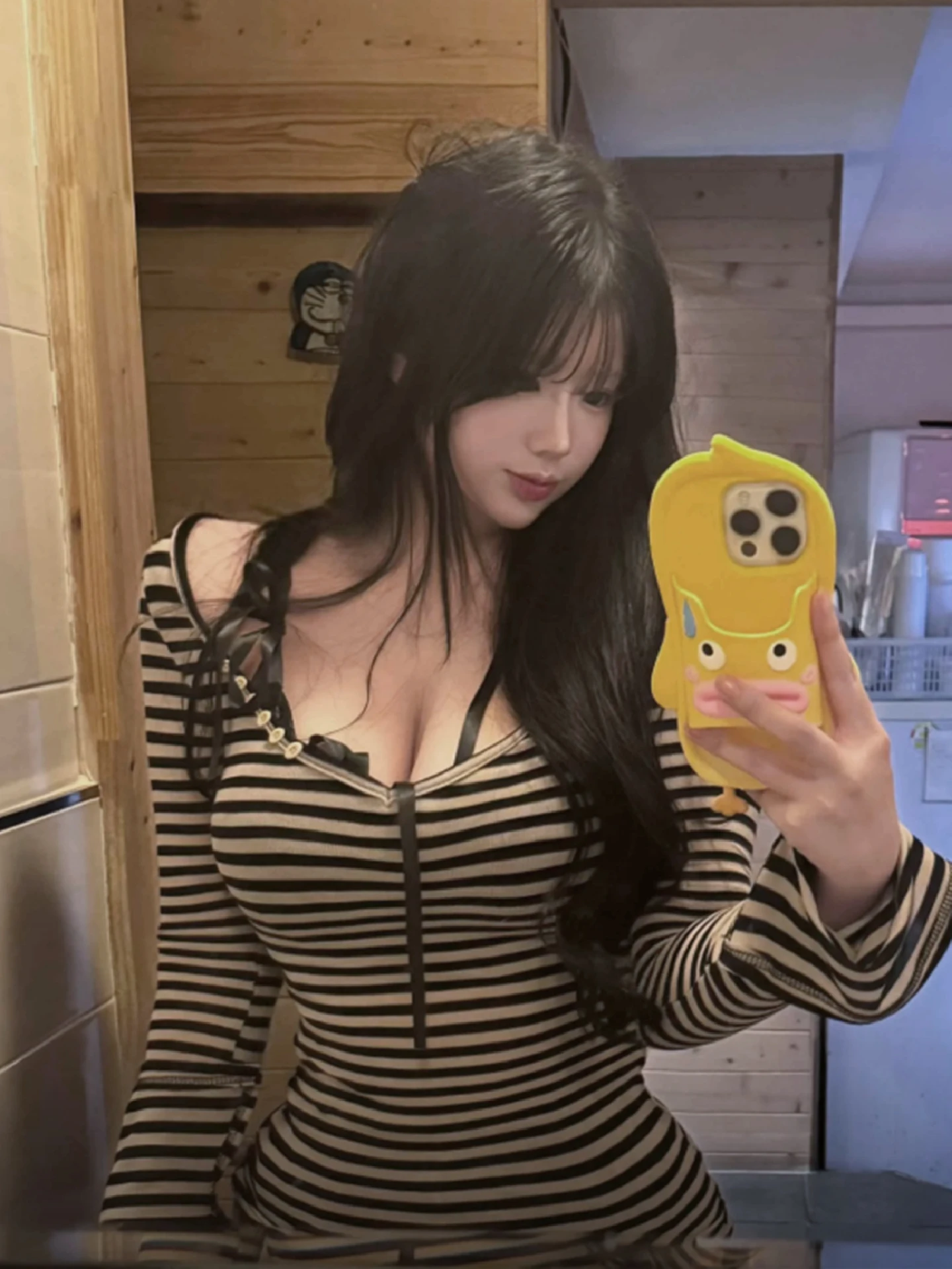 Dulzura الخريف موضة أنيقة U الرقبة طويلة الأكمام سليم صالح تي شيرت مخطط المرأة عادية تنوعا نادي الحفلات الشارع Y2K الزي