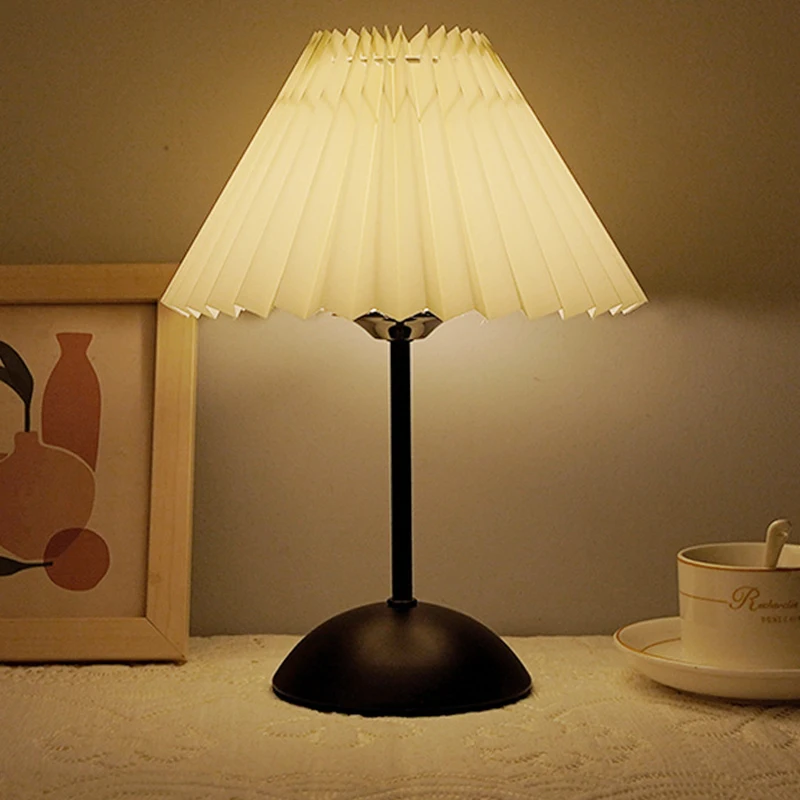 

Nordic Bedroom Bedside Desk Lamp Home Fabric Lampshade Dining Bar Table Lamps USB Pleated Atmosphere Light Indoor Decoration