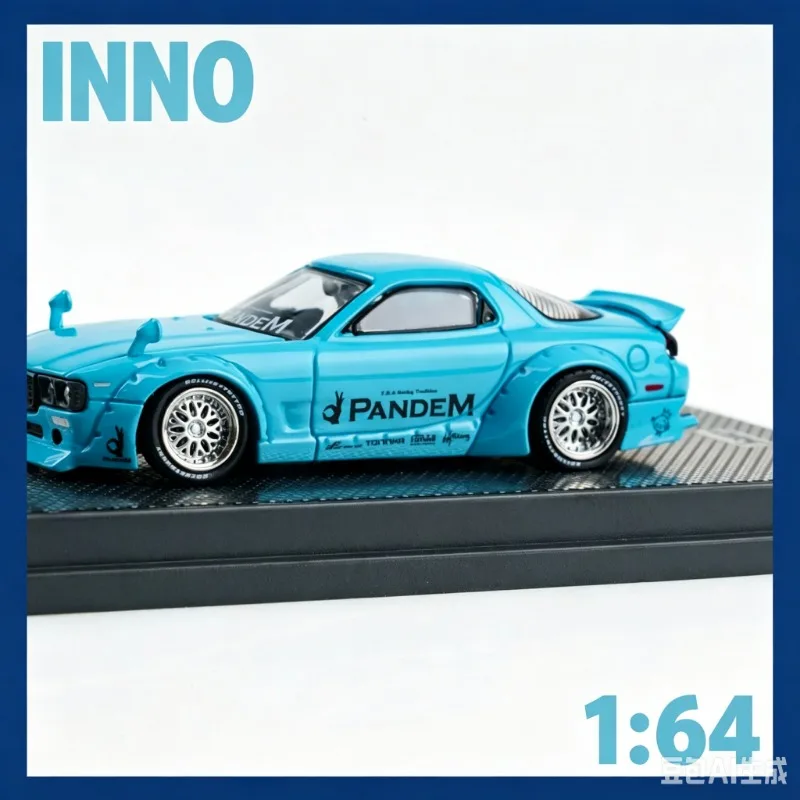 

INNO 1:64 Mazda RX7 FD3S PANDEM Die Casting Alloy Car Model Male Gift Suitable for Collecting Souvenirs.
