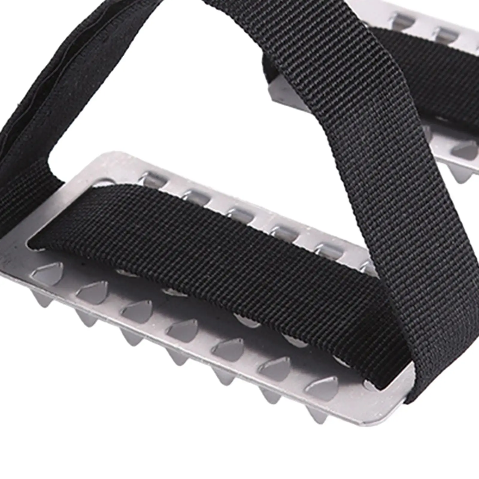 أشرطة الأحذية ذات المسامير للأحذية للثلج والمرابط الأشرطة الجليدية خفيفة الوزن غير قابلة للانزلاق