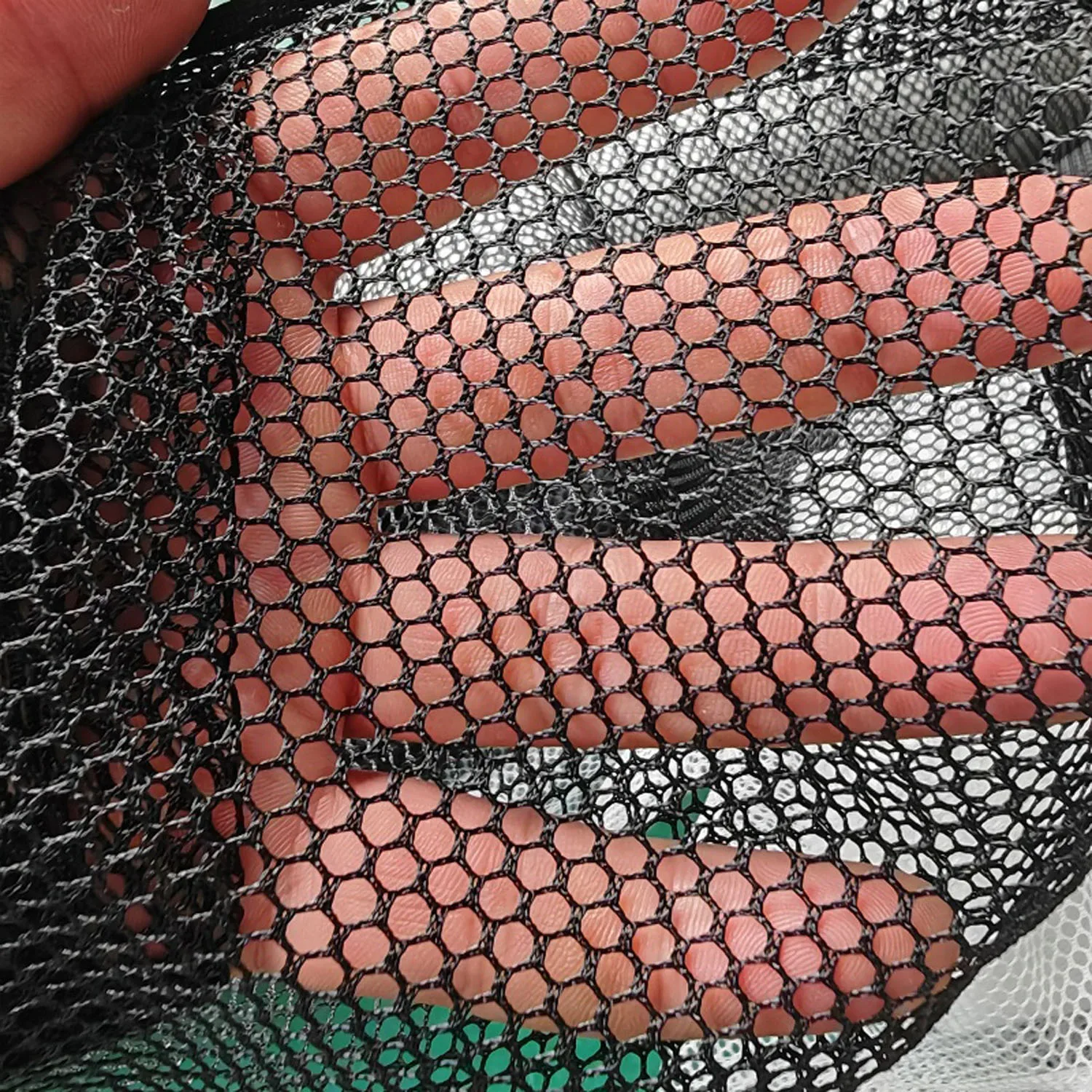 3 mm Polyester-Sechskantnetz – schwarzes Nylonnetz für Aquakulturen, Gartennetz, Anti-Vogelnetz, Fischernetz, DIY-Stoffnetz
