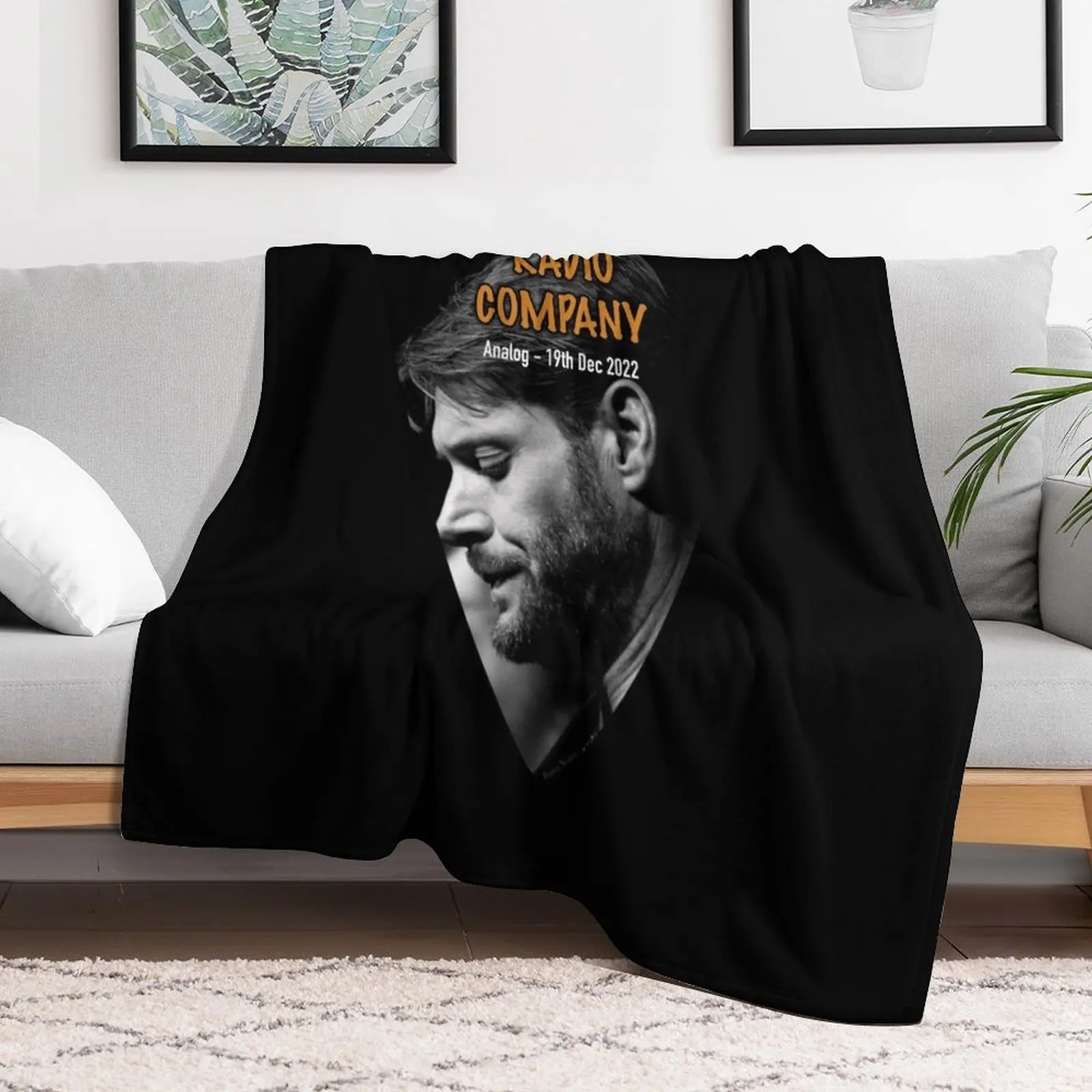 Jensen Radio Company Guitar Pick Throw Blanket Bed covers Decoratives Blankets