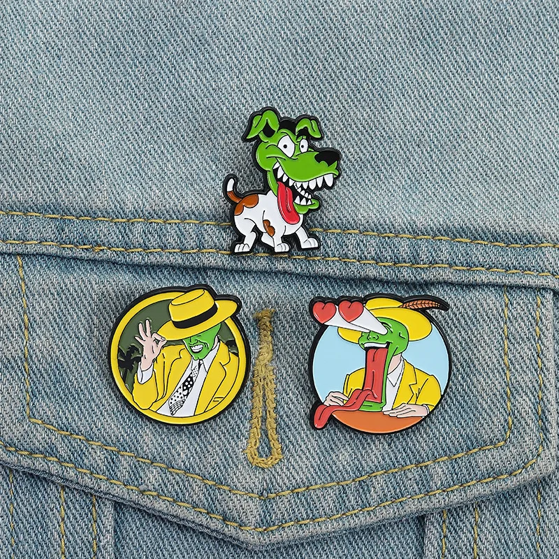 クラシックな面白い映画ブローチピン漫画フィギュア着用マスクホラーアニメ犬男キャラクターバッジコスプレコサージュジュエリーアクセサリー