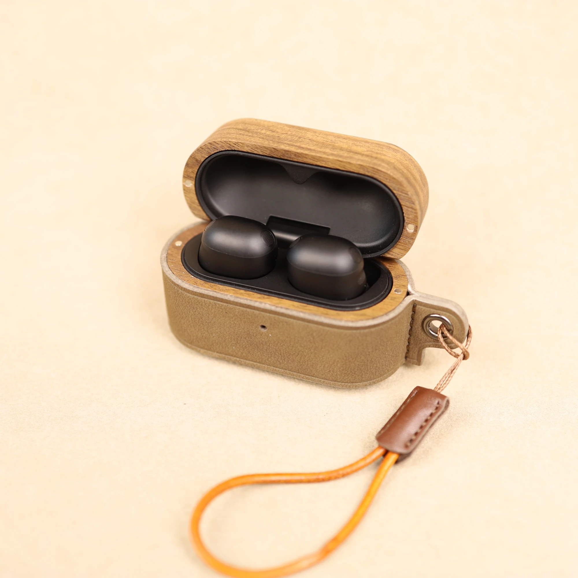 

Handcrafted Walnut Wood & Crazy Horse Leather Case for Sony WF-1000XM6, Vintage Style Protective Cover with Charging Port Access