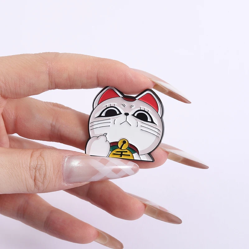 1-5 قطعة توربو الجدة القط التجسس بروش المينا دبوس الكرتون أنيمي محظوظ القط تشغيل الاصبع الأوسط دبابيس شارة التلبيب مجوهرات هدية #5