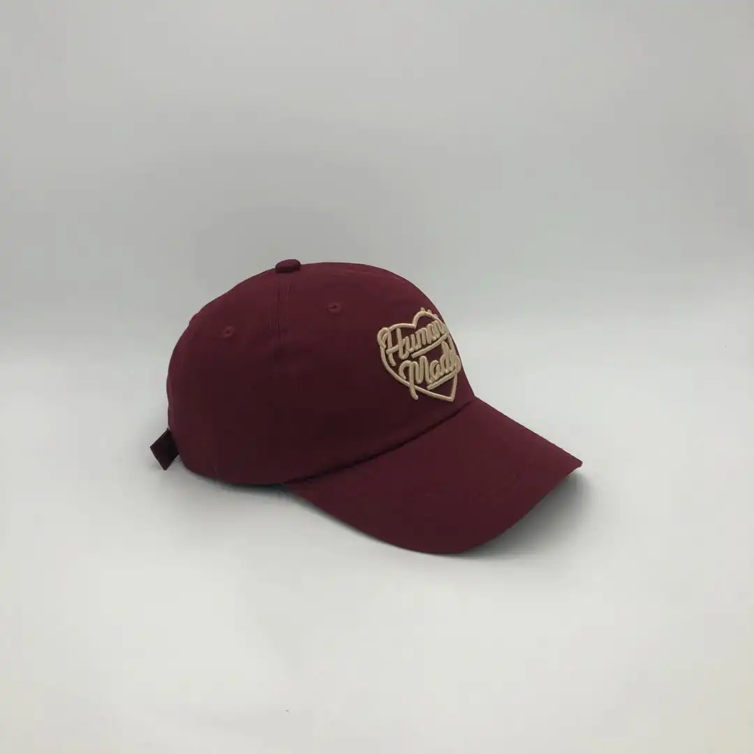 カラフルなラブレター刺繍入り野球帽ユニセックスカジュアルオールマッチダックビルキャップコットンラウンドトップハット男性と女性用