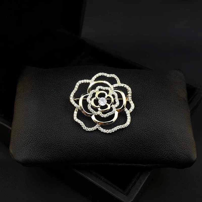

Luxury Camellia Brooch - Women's Elegant Lapel Pin Anti-Exposure Collar Fixer Corsage Accessories for Suit Sweater Cardigan 3236