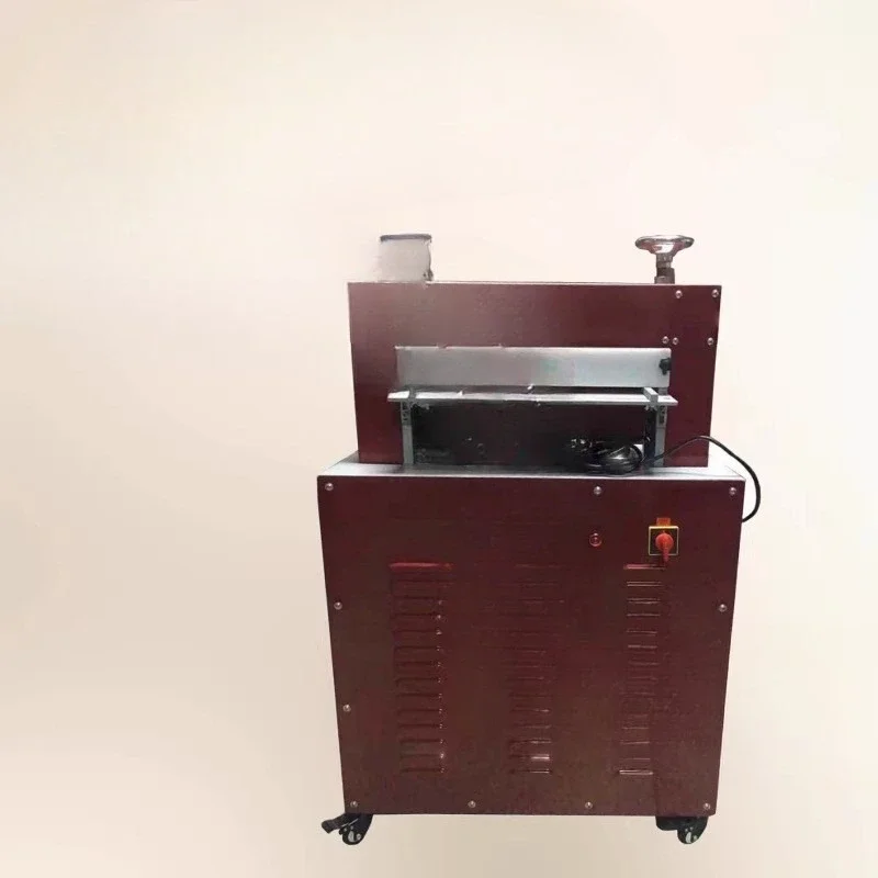NEW The press is suitable for plastic uppers and handbag straps.