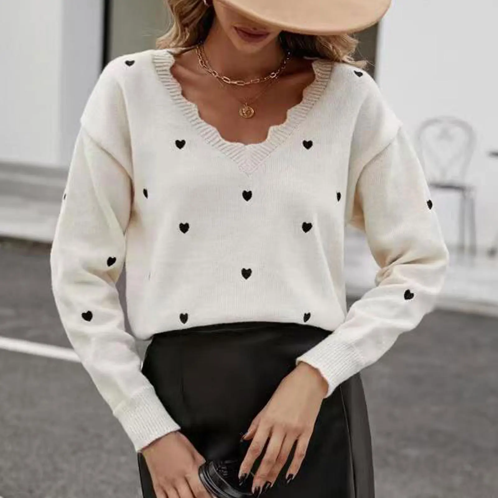 Ruffle Women's V-neck Long Sleeve Heart Jacquard Loose Trendy Fashion Classic Cozy Warm Soft Chic Y2k Cute Pullover Sweater