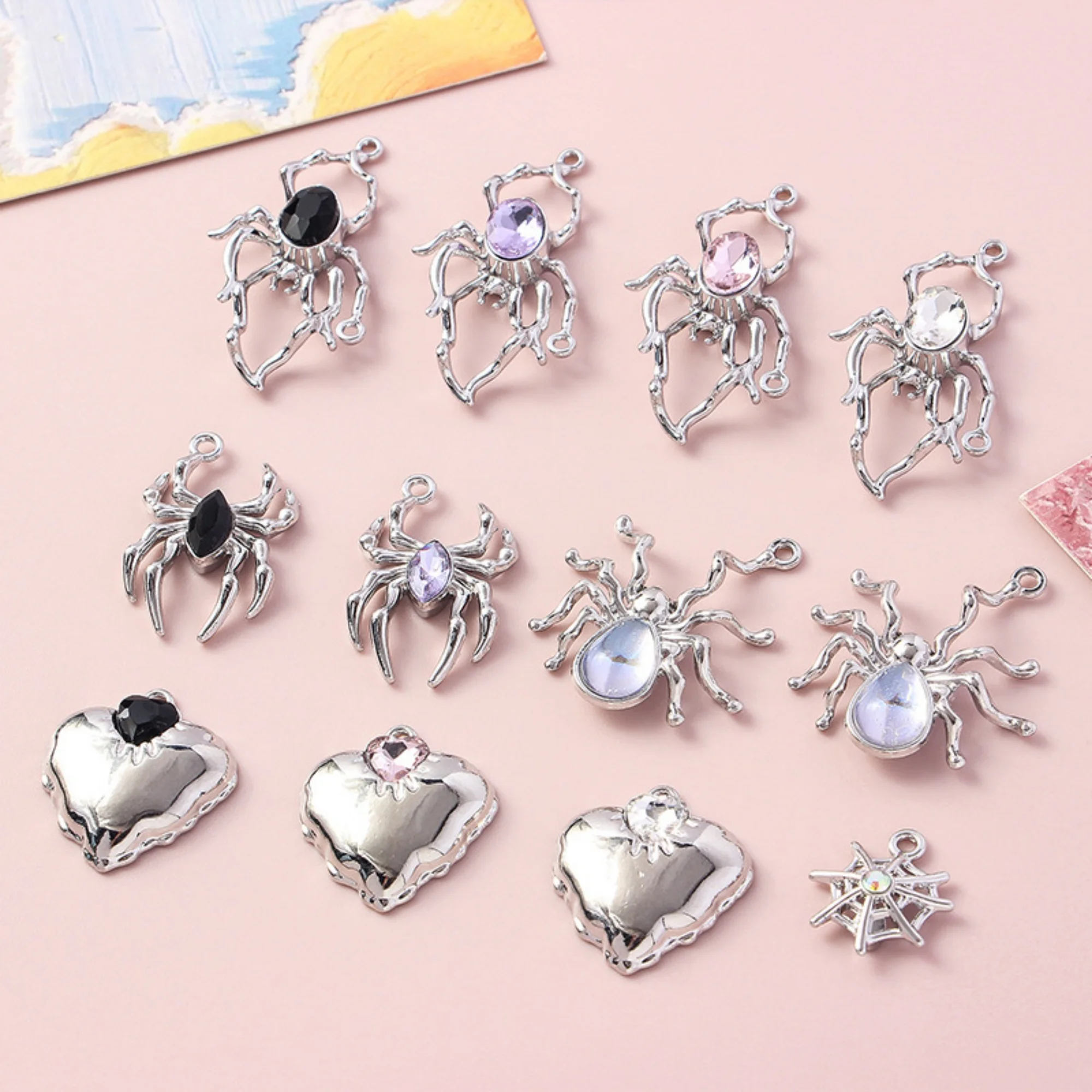 10 pièces de matériaux artisanaux DIY, accessoires de bracelet et de boucles d'oreilles au design rétro araignée extraterrestre, fournitures artisanales uniques