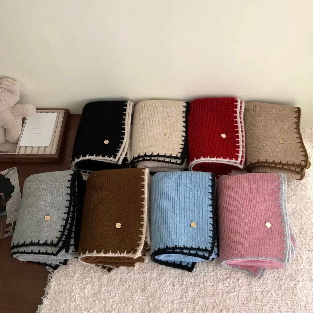 Women'S Neck Wrap Warm Metal Tag Scarf Long Knitted Scarf Refined Warm Winter Scarf For Knitwear Pairing Commuting School