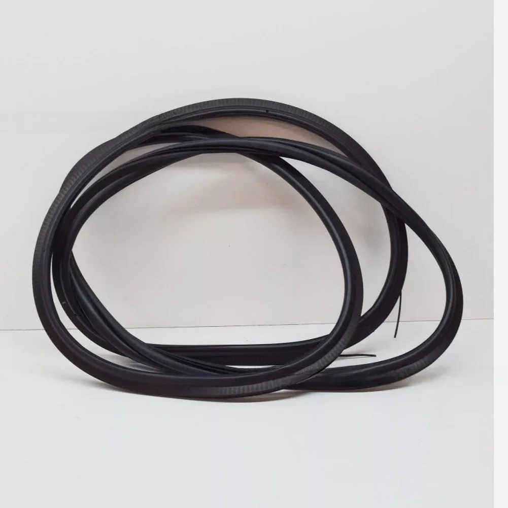 

Tailgate Weatherstrip Seal for Range For Rover L322 2002-2012 Model LR024161 Rubber Material with Long-lasting Wear Resistance