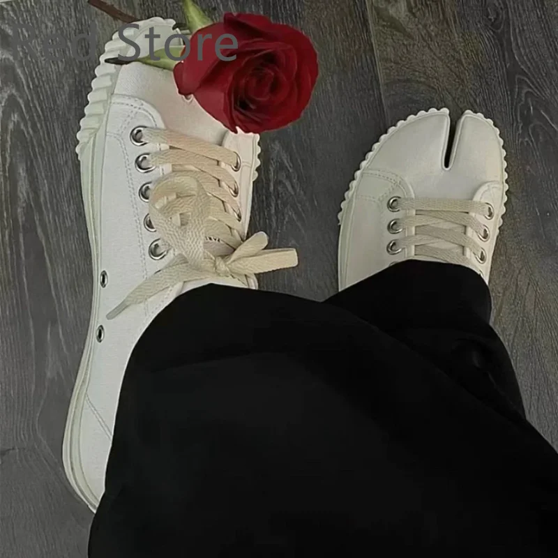 

Tabi Shoes Женские модные парусиновые кроссовки Классические низкие кеды на шнуровке Женские повседневные удобные туфли на плоской подошве Zapatos De Mujer