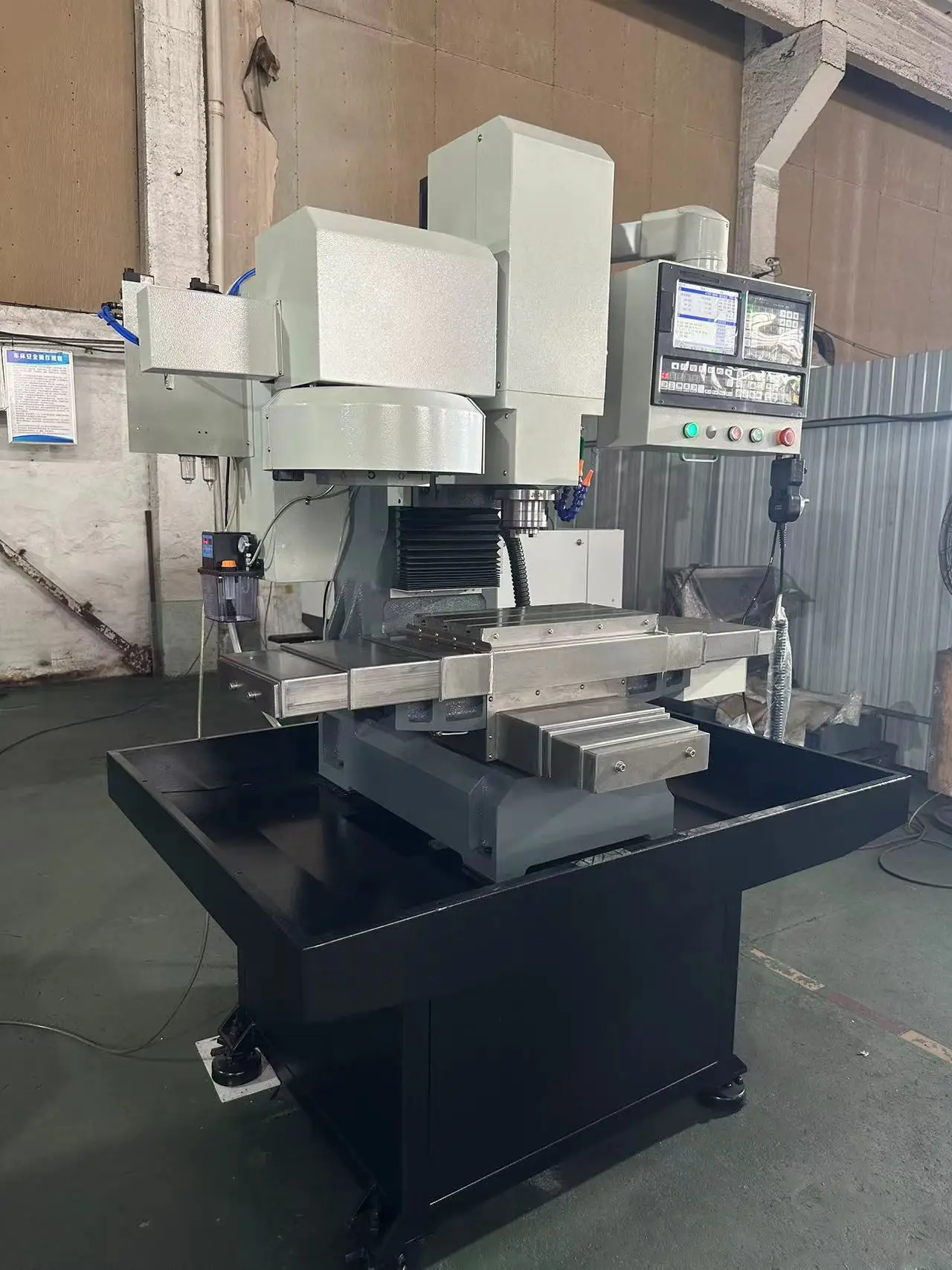 Vmc4525 Cnc Milling Machine Aluminum Steel Bt30 Spindle Mini Mill 12 tools ATC Factory Manufacturer price wood routers 3 4 Axis