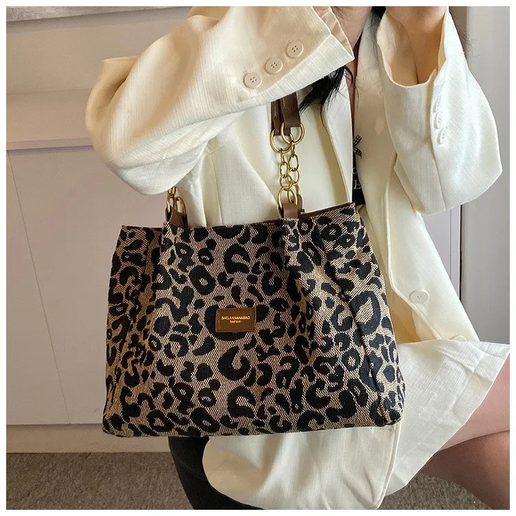 Meistverkaufte Damentasche, Retro-Leopardenmuster, einzelne Achselhöhlen-Umhängetasche, Einkaufstasche mit großer Kapazität, tägliche Handtasche für Frauen beim Einkaufen – Detail 10