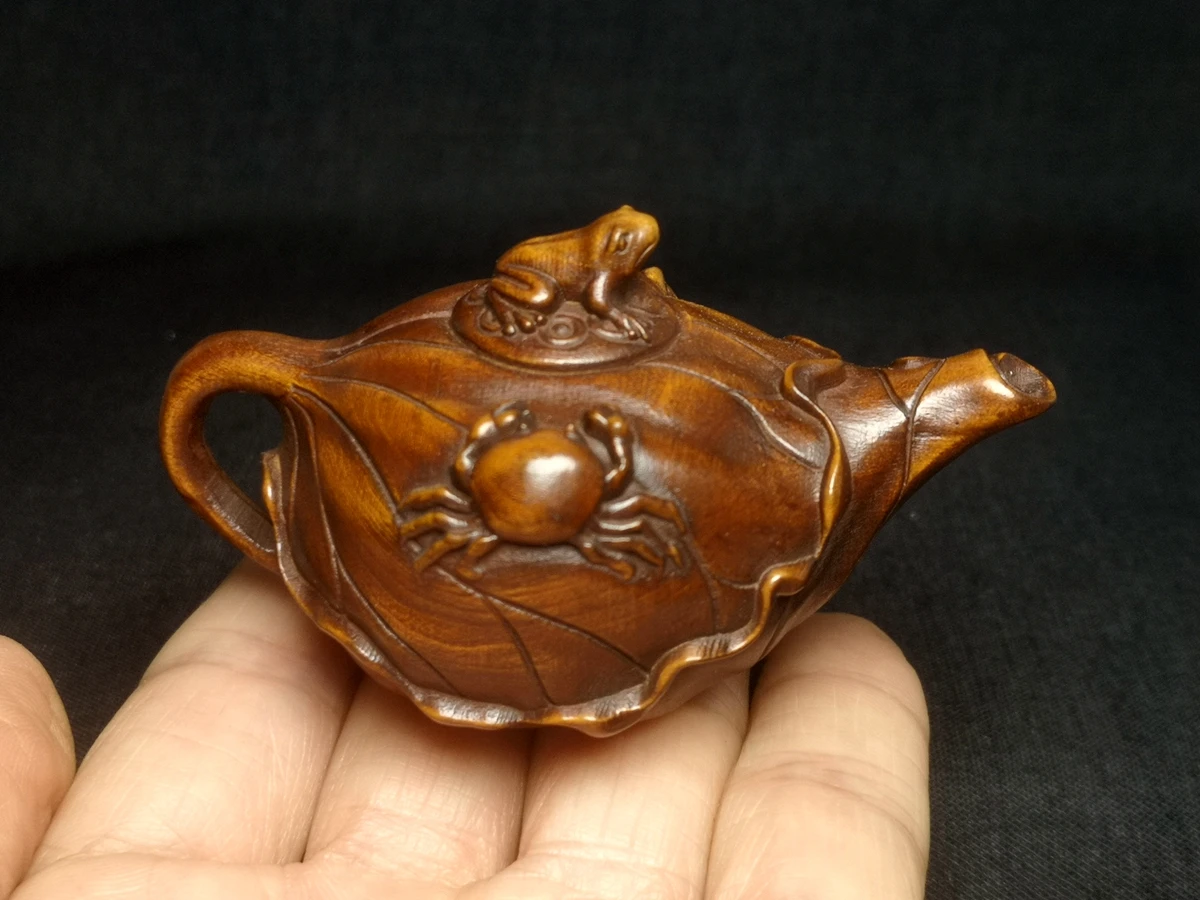 

1919 Antique art Size 3 Inch Chinese Boxwood Wood Hand carved crab lotus frog pot kettle shape Fengshui home decoration Gift