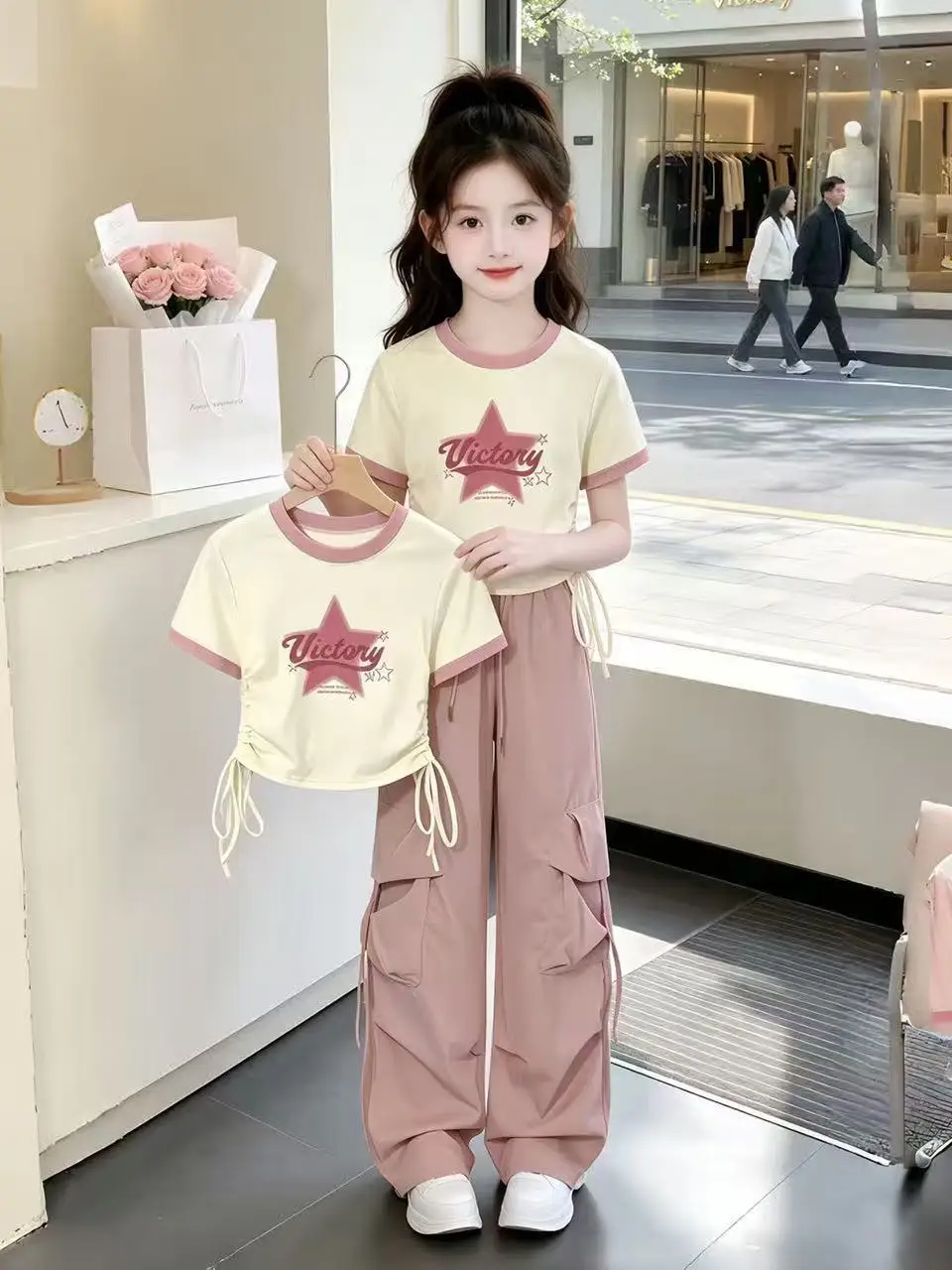

Girls Summer 2026 New Fashion Star Letter Short Sleeve T-Shirt Top And Workwear Pants Two-Piece Set Breathable round Neck T-S...