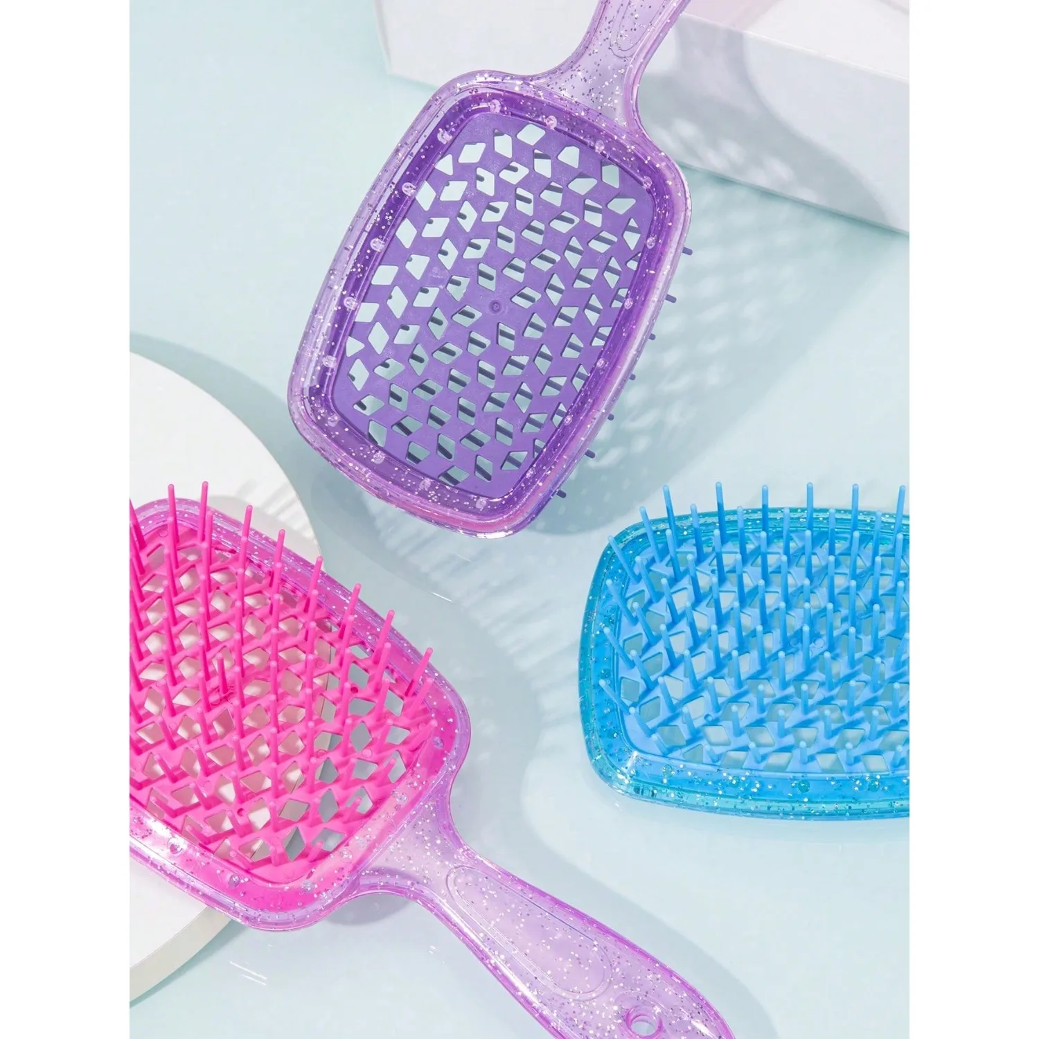 

1pc Glitter Candy Color Hollow Grid Air Cushion Comb, Anti-Static Reduce Hair Breakage, Ergonomic Smooth Hairstyling Brush, Hair Salon, Barbershop, Home, Travel, Back To School Essential, Valentine's Day Gift