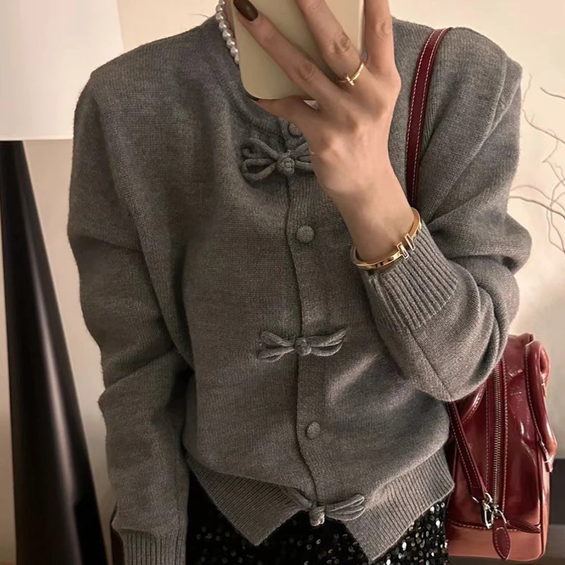 Korean Round Neck Gray Knitted Cardigans Women 2025 Design Buttons Long Sleeve Cardigan Woman Chic Solid Color Wrm Sweater Coats