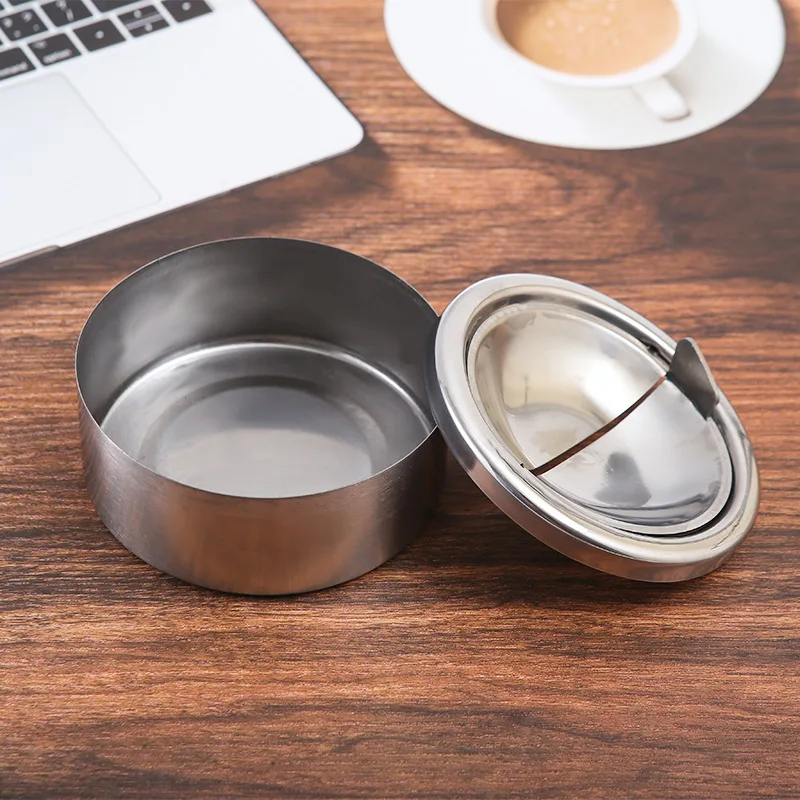 

Stainless Steel Lidded Ashtray Smoking Accessories Round Stainless Steel Cigarette Ash Storage Case