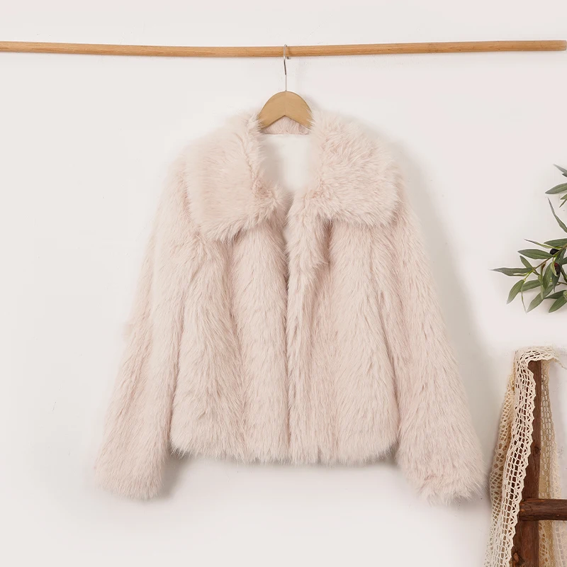 معطف نسائي دافئ من الفرو الصناعي بياقة مقلوبة وأكمام طويلة سترة عصرية فاخرة للشتاء سترات وردية سميكة ملابس خارجية