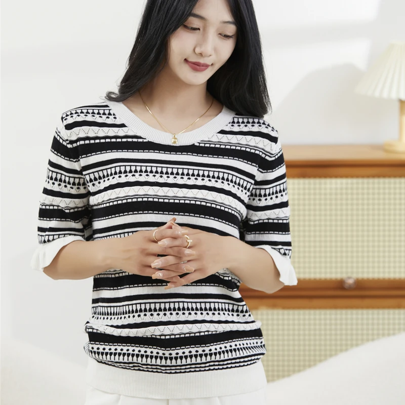 Striped Short Knitted Shoulder Short Sleeved T-shirt for Women Summer Design Sense of Minority Small Top