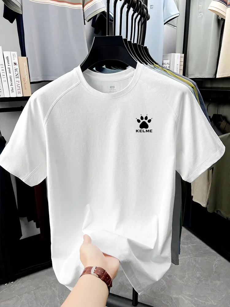 KELMEs neues Herren-Sommer-Shirt mit Rundhalsausschnitt, atmungsaktiv, schnelltrocknend, kurzärmelig, für Freizeit und Sport. – Detail 3