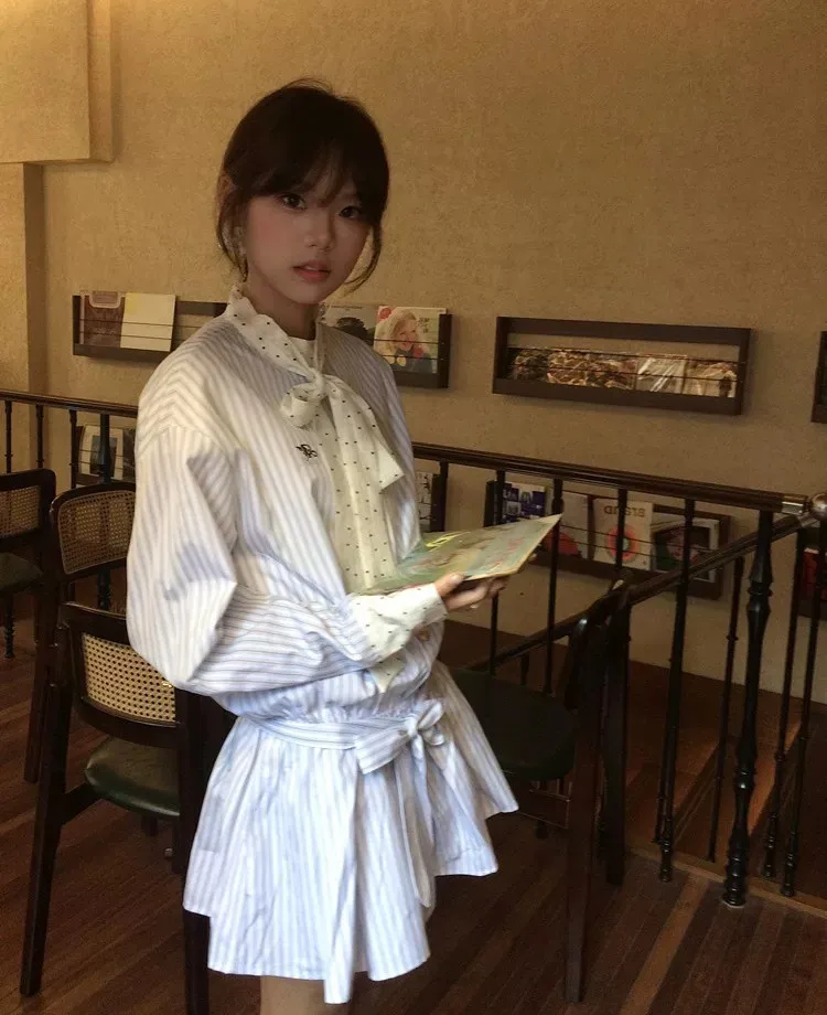 Vestidos femininos vermelhos para mulher aniversário primavera cupro listra vertical amarrado mock neck em camadas vestidos de verão atividade ao ar livre concurso