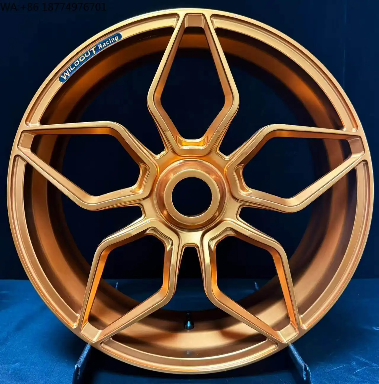 

Suitable for KTM 1290 Super Duke Forged Wheel Hub Modified Racing CNC Lightweight Wheel Rim Save 1.5kg Made in China Wheel Hub