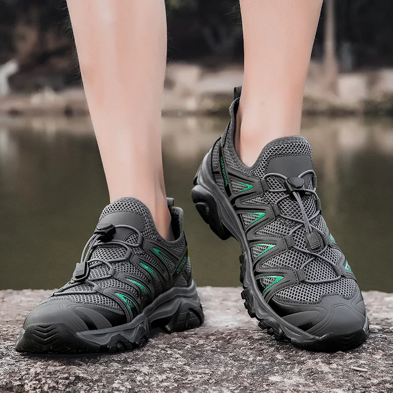 

Ultra Lightweight Couple Running Shoes High-quality Casual Outdoor Hiking Shoes Summer Men's and Women's Hiking Fitness Sports